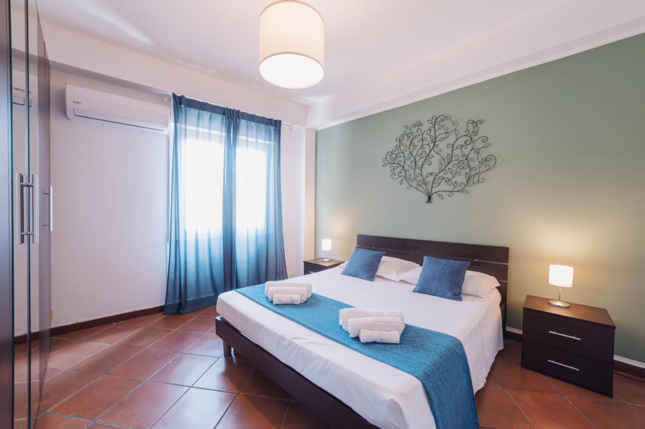 Casa Erika Apartment Taormina Bagian luar foto