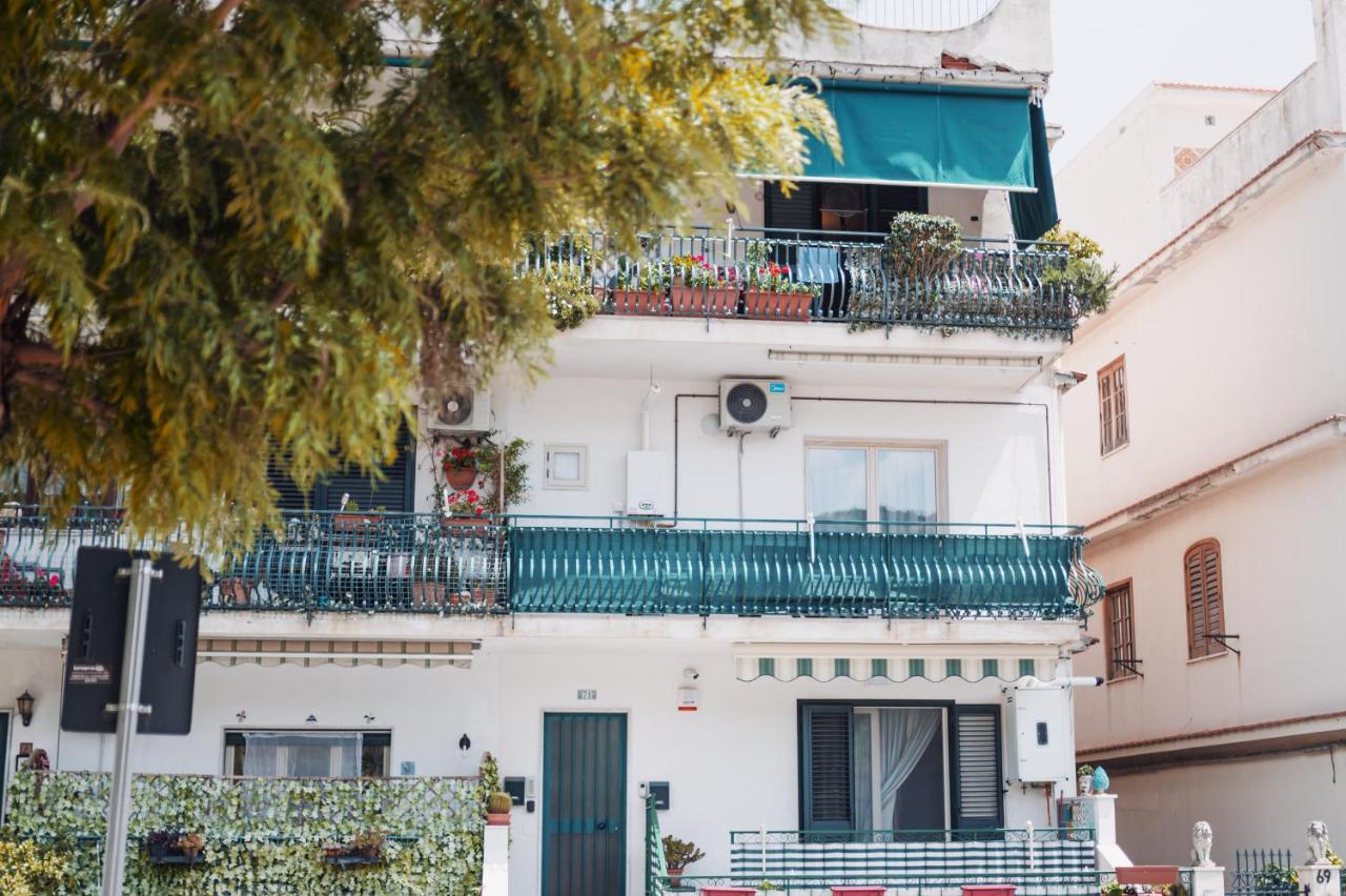 Casa Erika Apartment Taormina Bagian luar foto